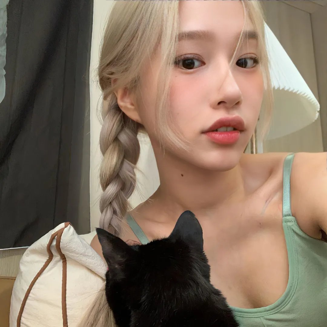 闪婚后，我成了首富的掌上明珠